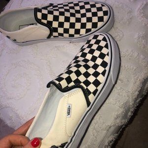 Women size 8 Slip-on checkered Vans